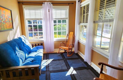 Macon House | Family and Pet Friendly Home-Away-From-Home
