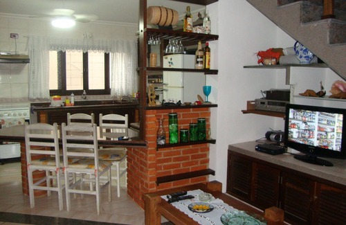 Juquehy Condo | FAMILY AND WARM ENVIRONMENT, 30 M. FROM THE BEACH (ALMOST FOOT IN THE SAND) and WI FI