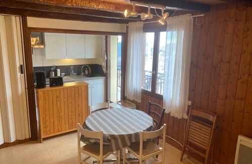Cadeilhan-Trachere Apartment | Family apartment at the foot of the slopes