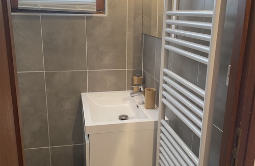 Cadeilhan-Trachere Apartment | Family apartment at the foot of the slopes
