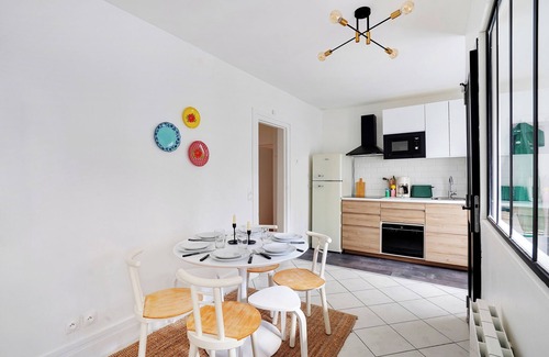 18th Arrondissement Apartment | Family apartment 2 bedrooms. up to 6 adults. Kids friendly