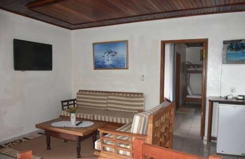 Kribi Apartment | Family Apartment (4) 1 Bedroom Garden View B & B