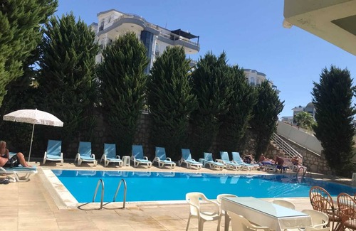 Altinkum Apartment | Family Apartment 5 minutes to beach with swimming pool and snack restaurant