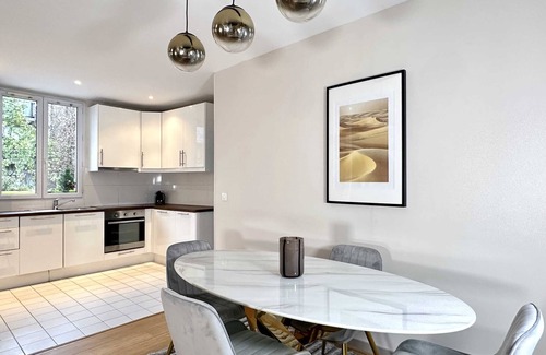Plaisance Apartment | Family apartment in Paris city center, close to attractions