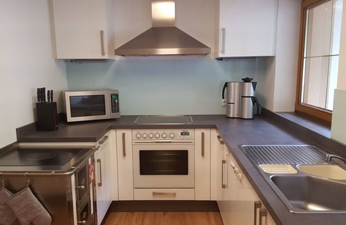 See Apartment | FAMILY APARTMENT STILECHT - as good as new - 3 bedrooms, large dining table