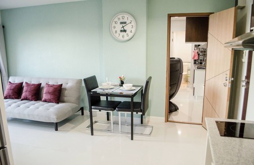 Chiang Mai Apartment | Family Apartment With Massage Chair
