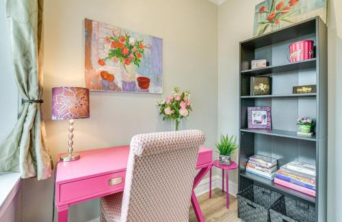 Evanston Apartment | Family Apartment with Deck and Yard Near Northwestern