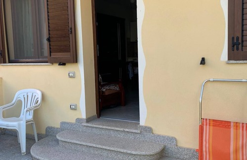 Gonnesa Apartment | Family apartment with courtyard and large private garage 5 min from the sea