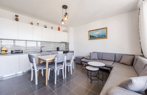 Sakës Apartment | Family Apartment with Resort Access | Talea Coast