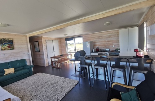 Karkari Peninsula House | Family bach in Tokerau Beach