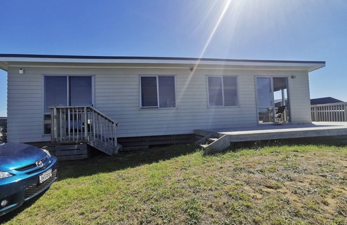Karkari Peninsula House | Family bach in Tokerau Beach
