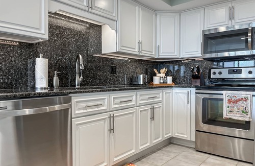 Butler Beach Condo | Family Beach Condo - Steps To The Sand Or Pool