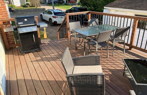Pointe-du-Chene Cottage | Family Beach Getaway — Steps from Parlee Beach!