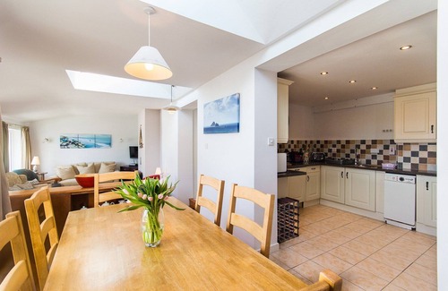 Waterville House | Family beach house located within a short stroll of Waterville