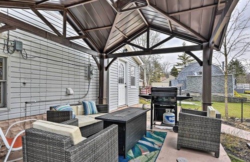 Williamsville House | Family Buffalo Vacation Rental w/ Yard!