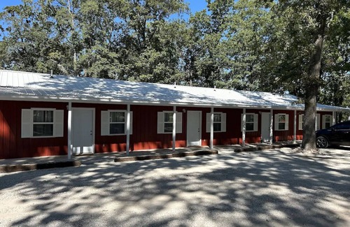 Cassville Cabin | Family Cabin 20- Great place to be!