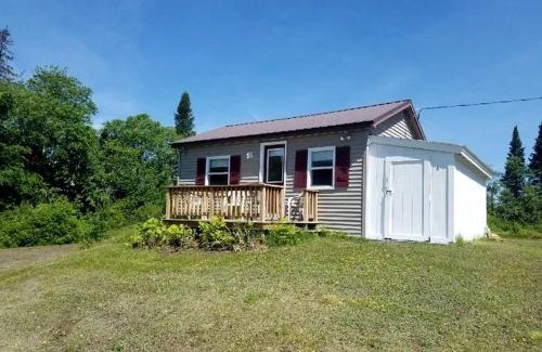 Stewartstown House | Family Cabin in Stewartstown for a New Hampshire Weekend Getaway