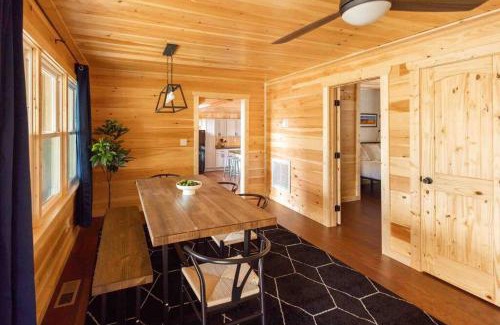 Robbinsville Ski Chalet | Family Cabin Near Smoky Mtn Entrance Nantahala