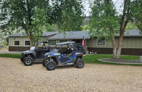 Murphy Cabin | Family Cabin on the River