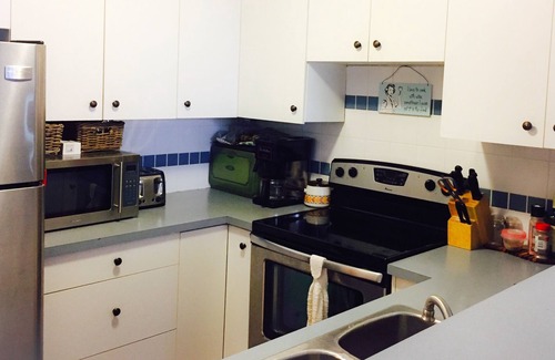 Parkland Beach Cabin | Family Cabin. Summer Village of Parkland Beach, Gull Lake AB