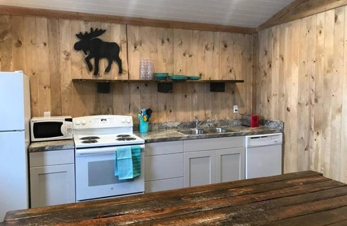 Island Park Ski Chalet | Family Cabin Unit 7