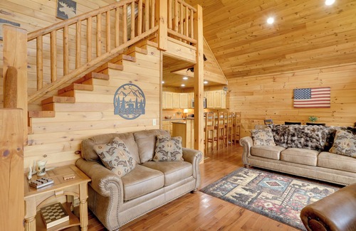 Van Buren Cabin | Family Cabin w/Deck By Mark Twain Nat’l Forest!