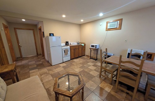 Davis Cabin | Family cabin w/large fireplace