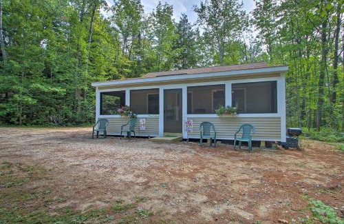Raymond House | Family Cabin with Beach Access on Panther Pond