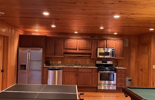Apple Ridge House | Family Cabin with Hot Tub & Game room. 8.3 miles from Appalachian Ski Mt.