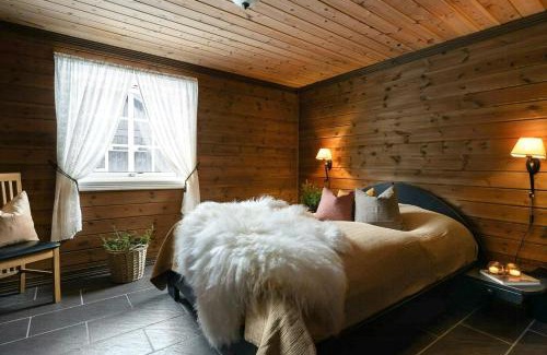 Kamben House | Family Cabin With Shelter By Lake Gautetjern