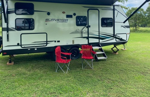 Pryor House | Family Camper & Lake Ready