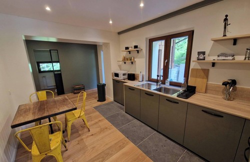 Habere-Lullin Ski Chalet | Family chalet with breathtaking views of the valley