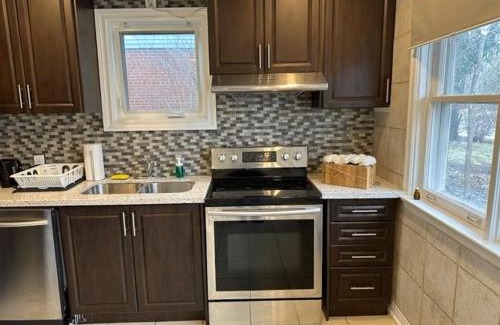Streetsville Villa | Family comfort home