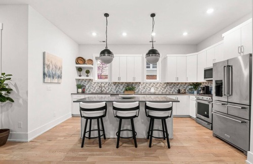 West End Apartment | Family Comfort | West End Kings