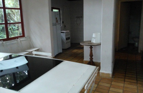 Santa Terezinha House | Family condominium facing the beach.