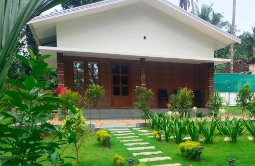Thattekkad House | Family Cottage at Merlys Fruit Garden, Thattekkad