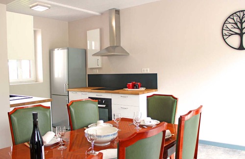 Lavoine Cottage | Family cottage in the mountains with garden, terrace, and Wi-Fi