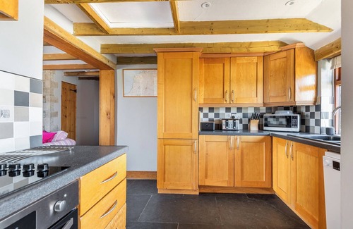 St Teath Cottage | Family cottage near the sea - Pet Friendly sleeps 6 - 5 mins from Port Isaac