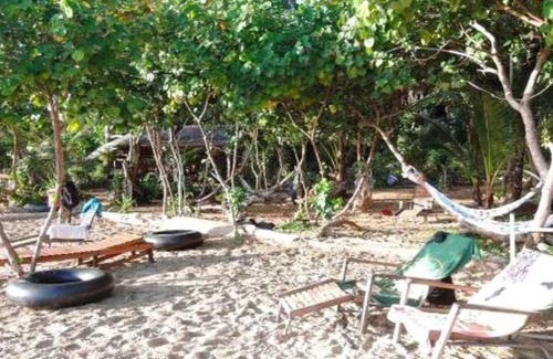 Nuea Khlong House | Family Cottage of Koh Pu