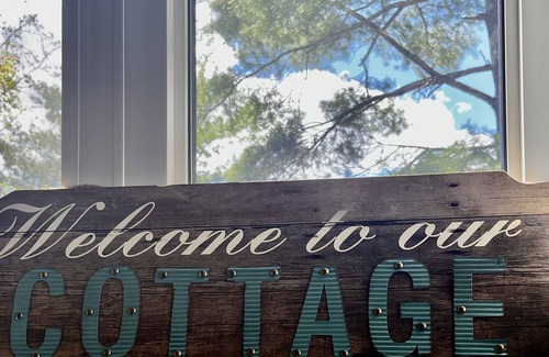 Arden Cottage | Family cottage on beautiful Kennebec Lake. Enjoy fresh outdoors and water areas.