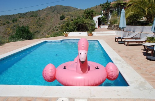 Rio Velez Cottage | Family Cottage With Pool and Spectacular Views in a Rural Setting