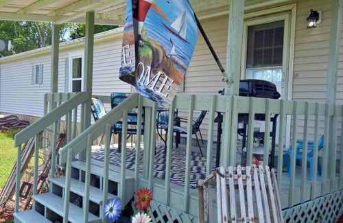 Central Bedeque House | Family Cottage with Fire Pit Near Beach