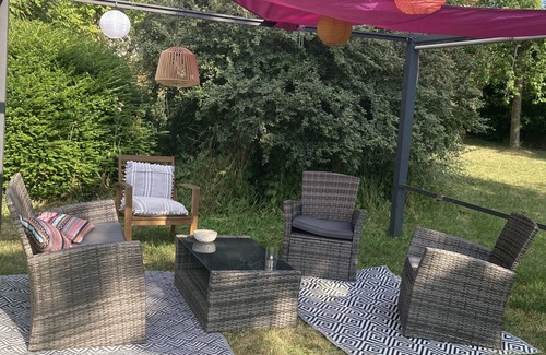 Belleray Villa | Family cottage with private spa & heated pool