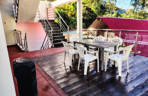 San Ramon Cottage | Family cottage with swimming pool, barbecue, WiFi, enjoy nature!