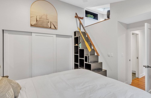 Longbranch House | Family, dog friendly, waterfront beach house by RedAwning