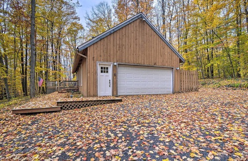 Harbor Springs Cottage | Family Escape - Near Little Traverse Wheelway