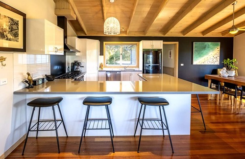 Johanna House | Family Escape to the hills