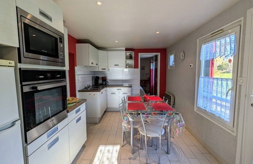Ban-sur-Meurthe-Clefcy Cottage | Family-Friendly Chalet in Orchard with Modern Comforts & Spacious Terrace
