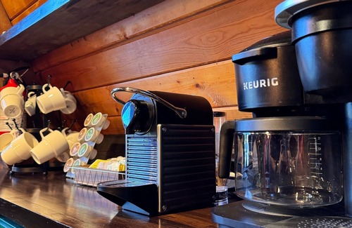 Guntersville Cabin | Family Fall Escape! A-Frame Cabin! Walk to Lake!