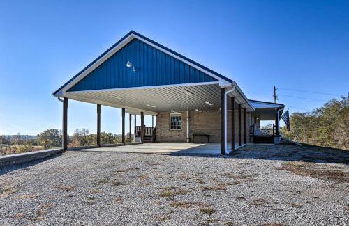 Chaplin House | Family Farmhouse on 160-Acre Ranch with Hiking Trail